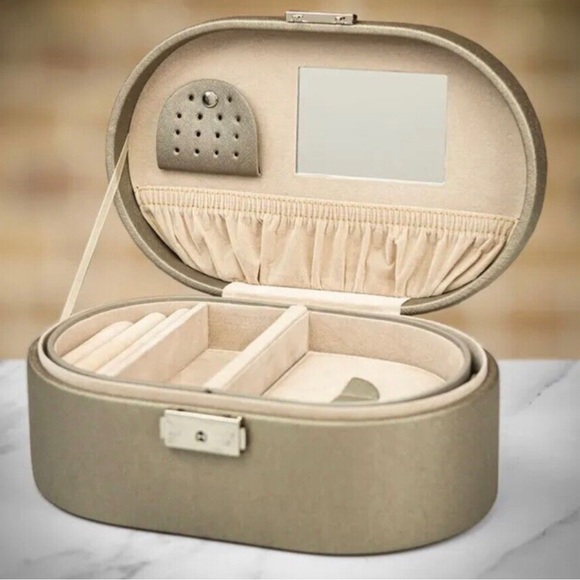 WOLF Storage & Organization New Wolf 834 Heritage Pewter Oval